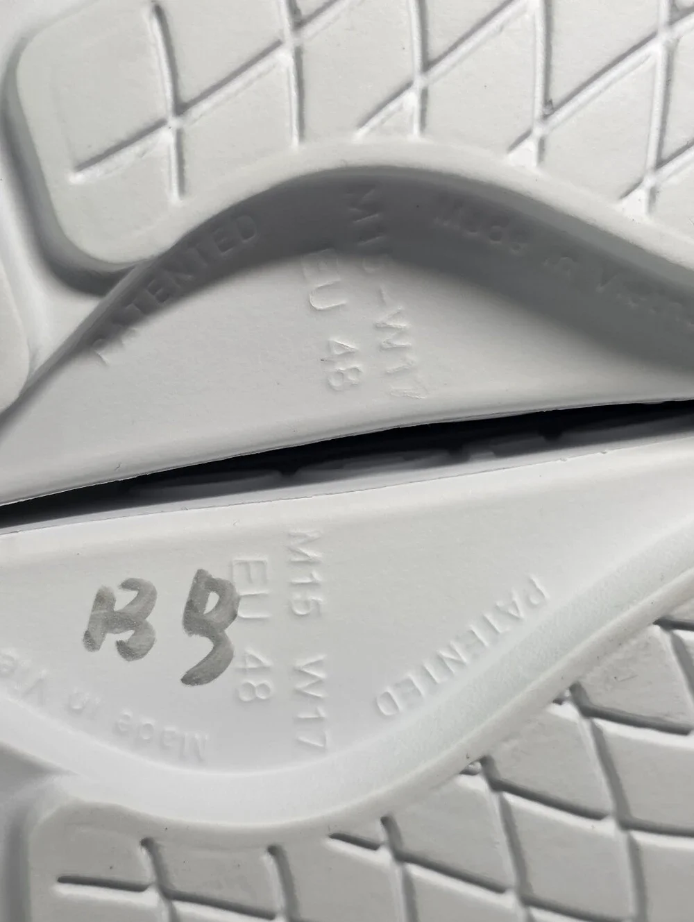 OOFOS OOahh Sport Flex Sandal Slide White Mens Sizes 15